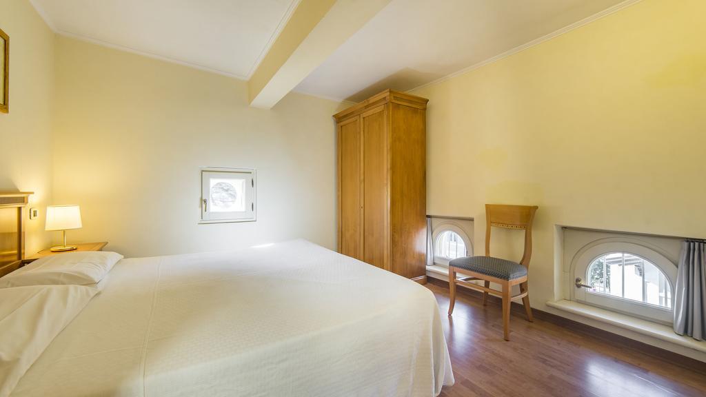 Hotel Ville Bianchi Grado Buitenkant foto