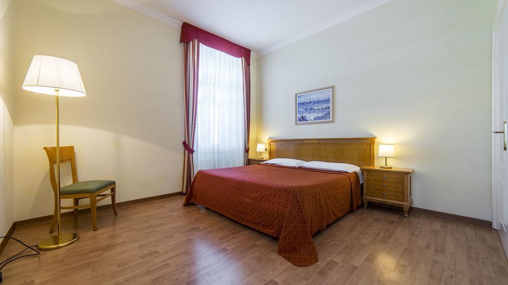 Hotel Ville Bianchi Grado Buitenkant foto
