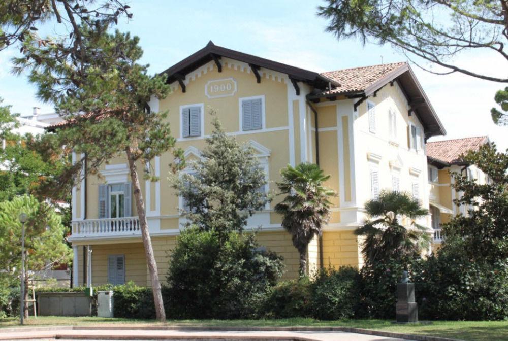 Hotel Ville Bianchi Grado Buitenkant foto