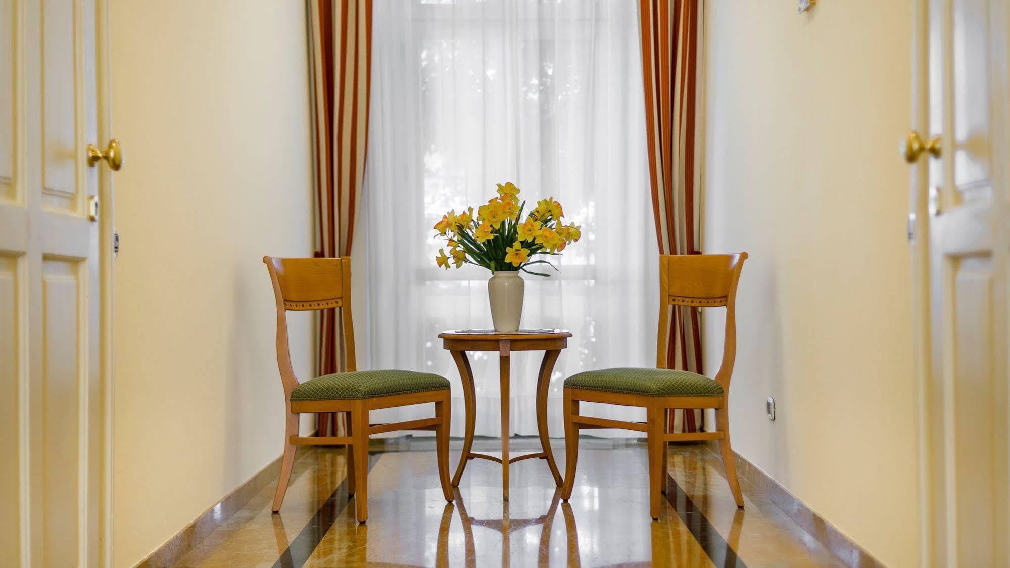 Hotel Ville Bianchi Grado Buitenkant foto